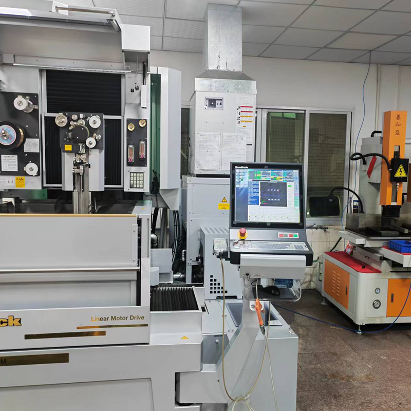 How Does Mold Tooling Differ for Class I, II, and III Medical Devices7