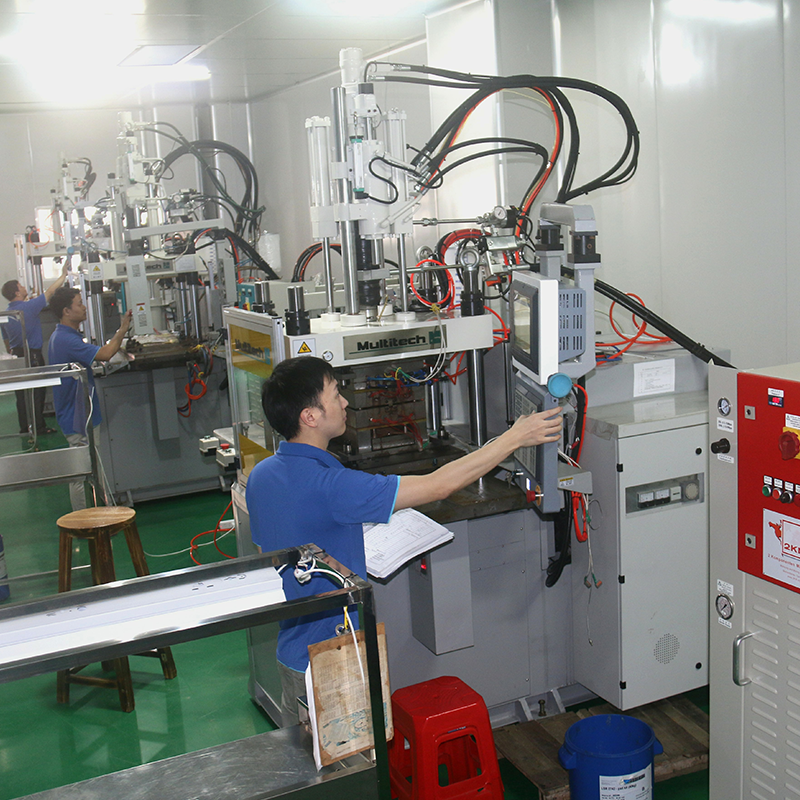 What Silicone Do You Use For a Valve Cover Gasket6